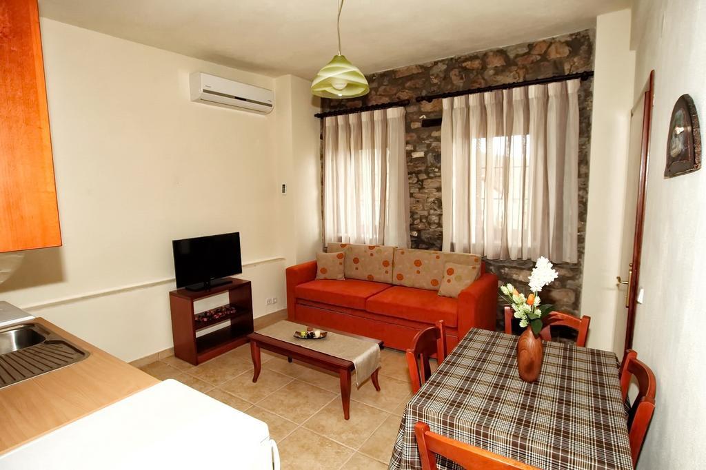 Traditional Apartments Tsikrikonis Mirtofiton 外观 照片